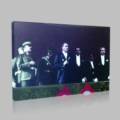 Renkli Atatürk Resimleri 130 Kanvas Tablo