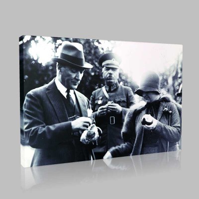 Siyah Beyaz Atatürk Resimleri  404 Kanvas Tablo