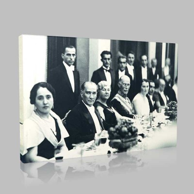 Siyah Beyaz Atatürk Resimleri  578 Kanvas Tablo